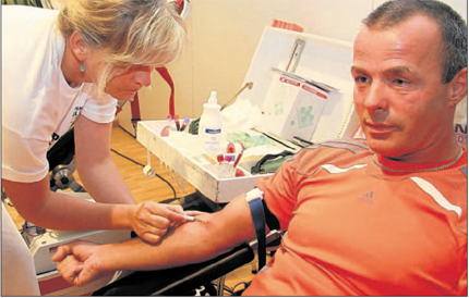 Großes Drachenbootrennen im Lauterbacher Hafen Großes Drachenbootrennen im Lauterbacher Hafen